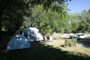 Emplacement - Forfait emplacement camping - Camping Le Pont de Maisonneuve