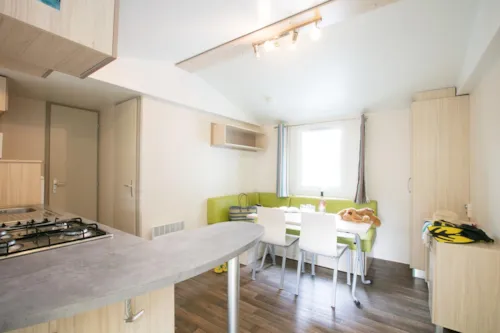 Location - Mobil Home Avec Sanitaires 2 Chambres - image n°5 - Camping Le Pont de Maisonneuve