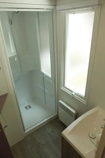 Huuraccommodatie(s) - Stacaravan 3 Slaapkamers Standard - image n°9 - Camping La Grand'Terre