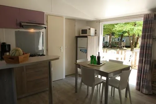 Huuraccommodatie(s) - Mobil Home 3 Slaapkamers Premium - image n°6 - Camping La Grand'Terre