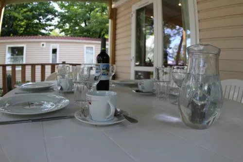 Huuraccommodatie(s) - Stacaravan 1 Slaapkamer Confort - image n°3 - Camping La Grand'Terre