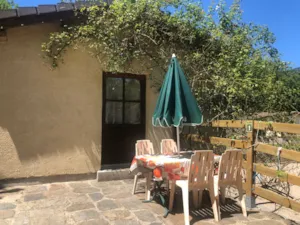 Locatif - Gîte 4/6 places - CAMPING LA DROBIE