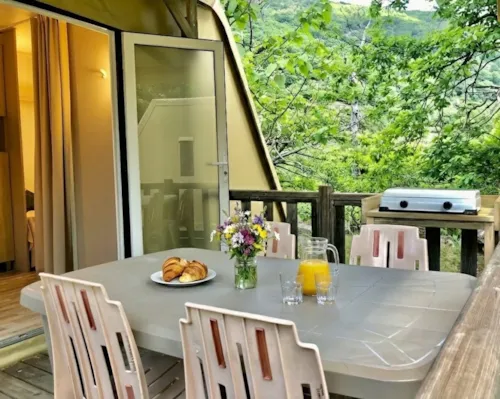 Huuraccommodatie(s) - Insolite Coco Sweet - image n°5 - CAMPING LA DROBIE
