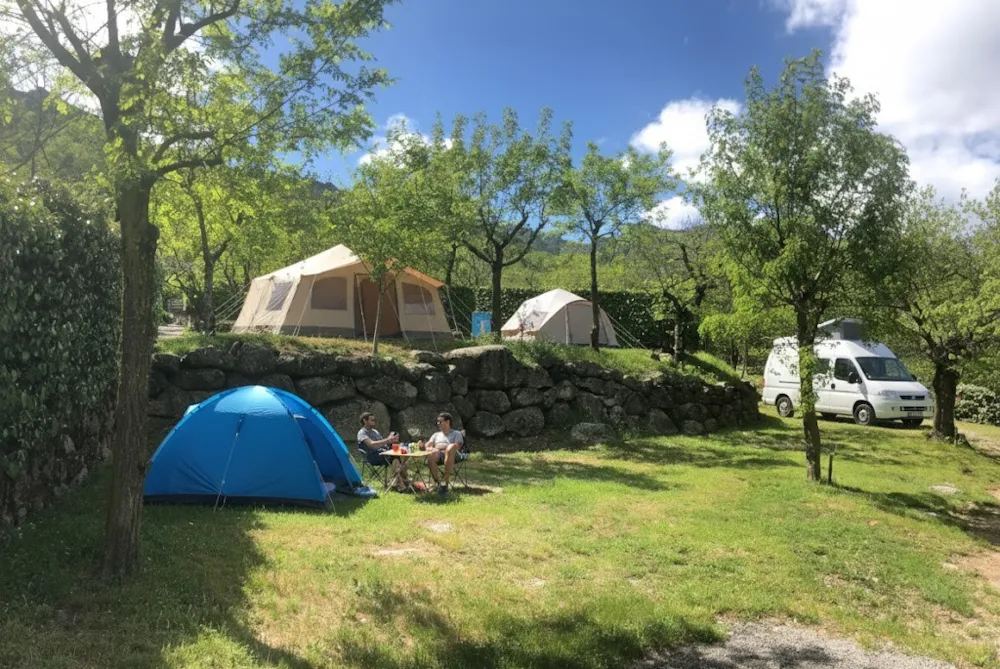 Stellplatz - Stellplatz - CAMPING LA DROBIE