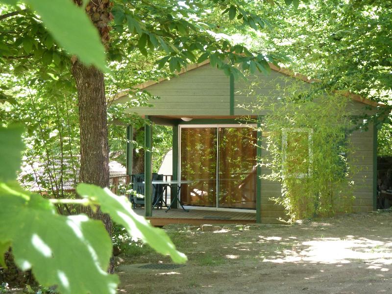 Mietunterkunft - Hütte Rêve 2 Schlafzimmer Klimaanlage - CAMPING LES CRUSES