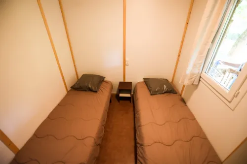 Accommodation - Chalet Rêve 2 Bedrooms Air-Conditioning - image n°7 - Ushuaïa Villages - Camping Les Cruses ***