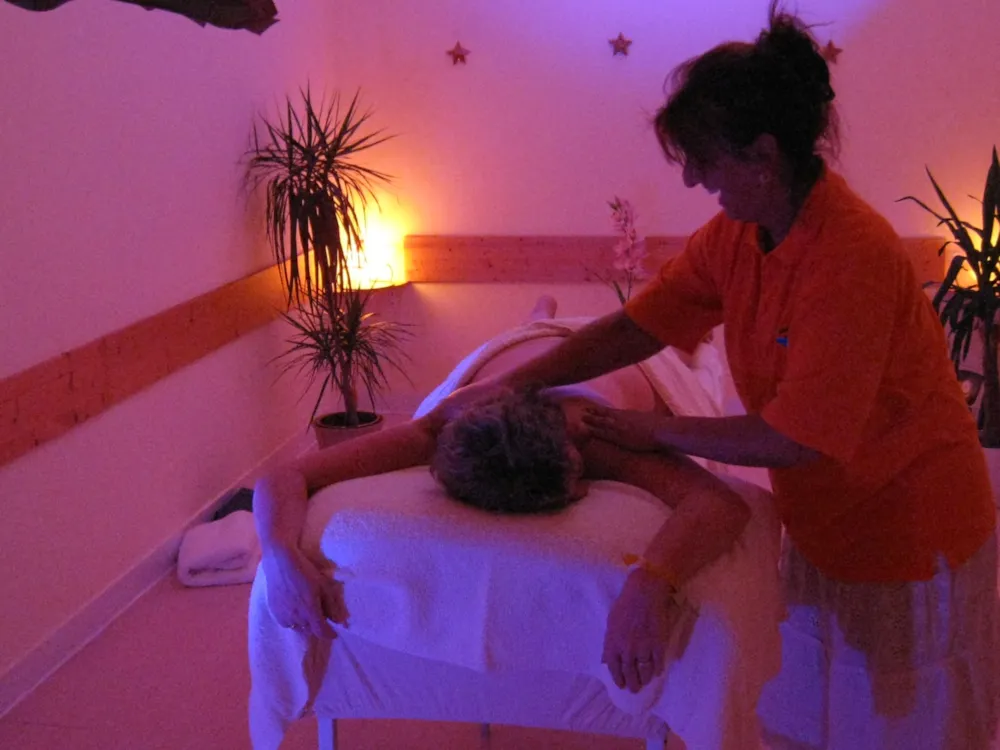 Komfortcamp KlüthseeCamp und Naturcamp Seeblick - image n°14 - UniversalBooking