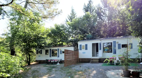 Huuraccommodatie(s) - Yucca Stacaravan - image n°1 - Camping les Blaches Locations