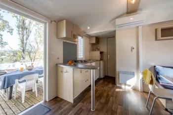 Mietunterkunft - Mobilheim 2 Zimmer Riverside (33 M²) N°3 À 5 Klimaanlage - Camping Les Bö-Bains ****