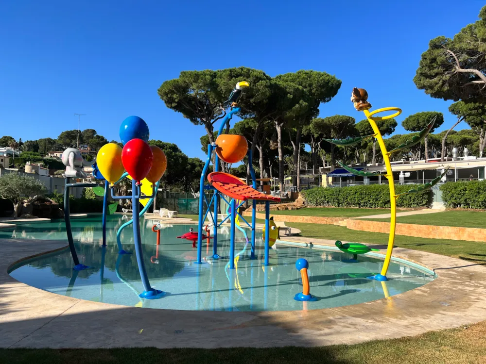 Interpals Eco Resort - Pals | Camping Direct