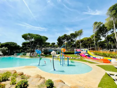 Interpals Eco Resort - Catalonië