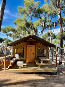 Accommodation - Medes Tent - Interpals Eco Resort