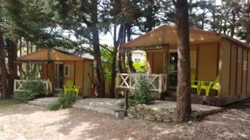 Mietunterkunft - Chalet Confort (2 Zimmer/Küche/Wc Dusche) - Camping Le Matin Calme