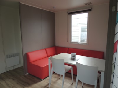 Mobile home Privilege 2 bedrooms 5 people — 5