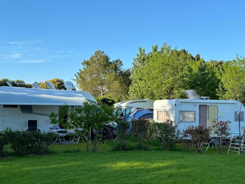 Stellplatz : Wohnmobil