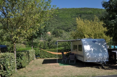 Pitch +car + 2 people (optional electricity) — 7