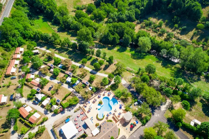 Camping Les Cerisiers du Jaur - image n°1 - Camping Direct