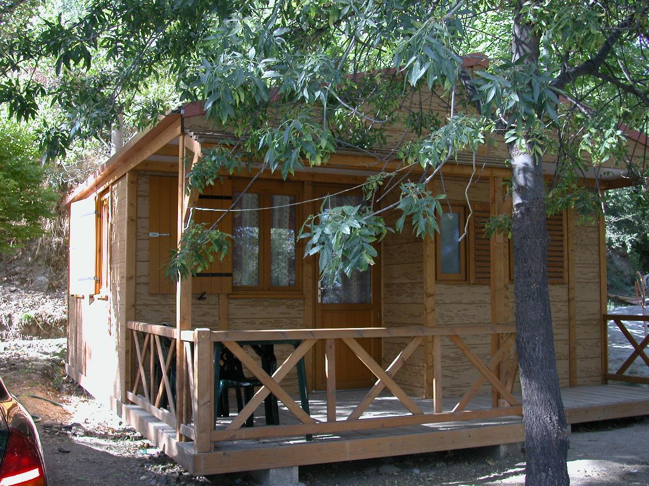 Accommodation - Wooden Cabin - Camping Balcon de Pitres