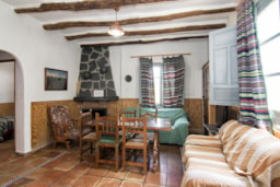 Accommodation - House Alpujarreña I - Camping Balcon de Pitres