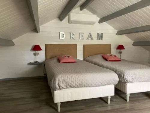 Mietunterkunft - Chalet Perty 104 - image n°1 - Domaine de la Gautière