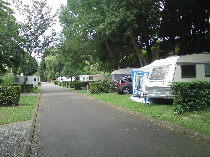 Forfait Nature : 1 Tente Ou Caravane + Voiture Ou Van/Fourgon, Sans Électricité