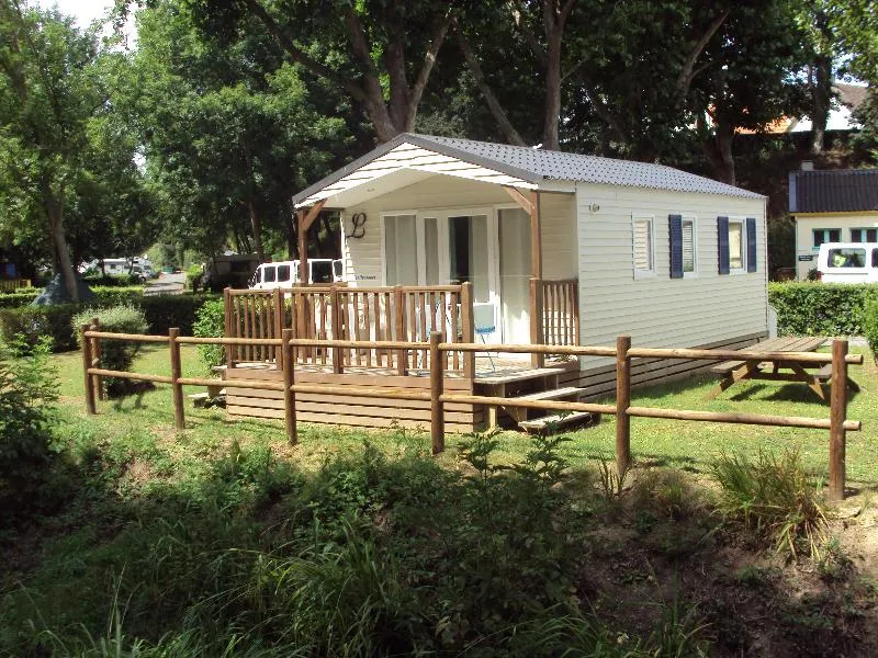 Flower Camping des Vallées