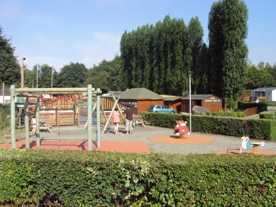 Flower Camping des Vallées