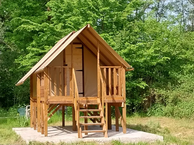 Tente Lodge Rando Sur Pilotis, 5,7M² 1 Chambre Avec Terrasse Sans Sanitaire Et Cuisine