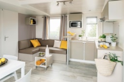 Accommodation - Mobil-Home 3 Chambres  Super Cordélia Régular 2016 - Camping Le Rioumajou