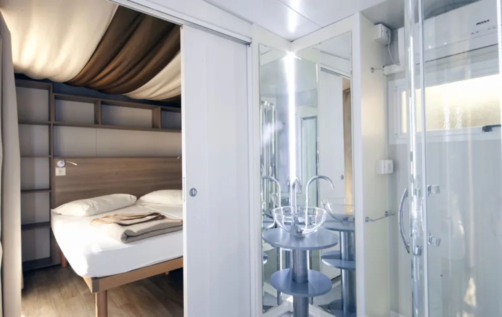Accommodation - Clever - Baia Holiday Isuledda