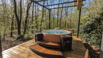 Mietunterkunft - Superior Chalet Mit Spa - Castelwood