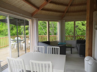 Superior cabin