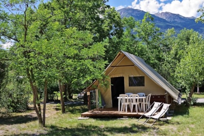 Canvas and wood tent Insolite nature No bathroom