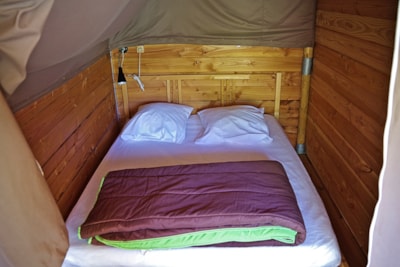 Canvas and wood tent Insolite nature No bathroom