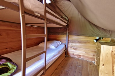 Canvas and wood tent Insolite nature No bathroom