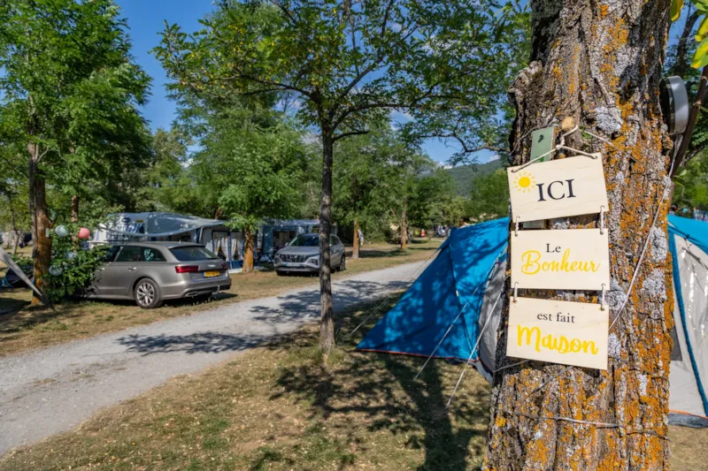 Festival Outdoormix Emplacement 1/6 Pers Avec Électricité