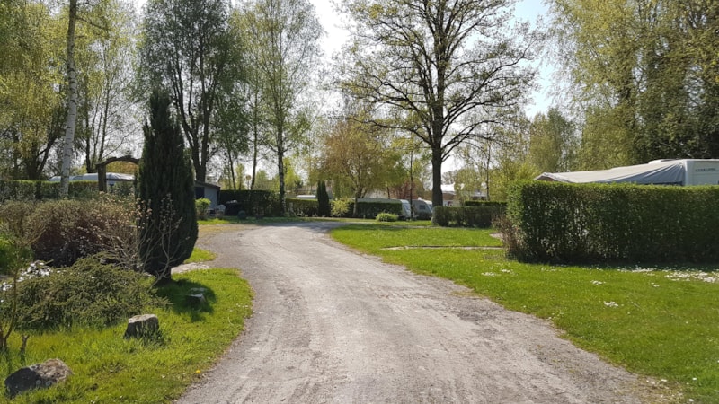 Camping du Vivier aux Carpes - Photo 2