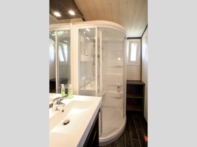 2-Bedroom Cottage