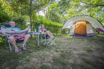 Pitch Nature (tent, caravan or campervan - average surface 100m²)
