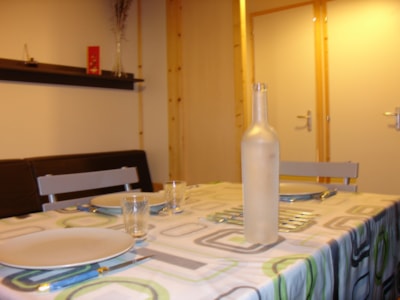Chalet PRESTIGE 2 bedrooms (dishwasher - TV - covered terrace 12m² - surface 28m²)