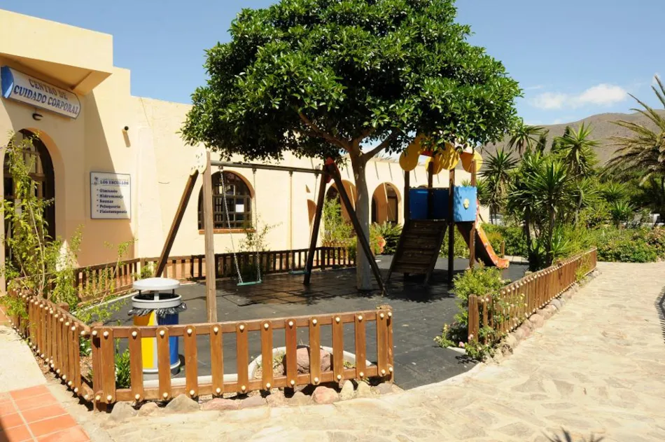 Camping Los Escullos