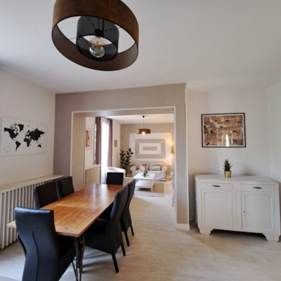 Pavilion Holiday Home — 8