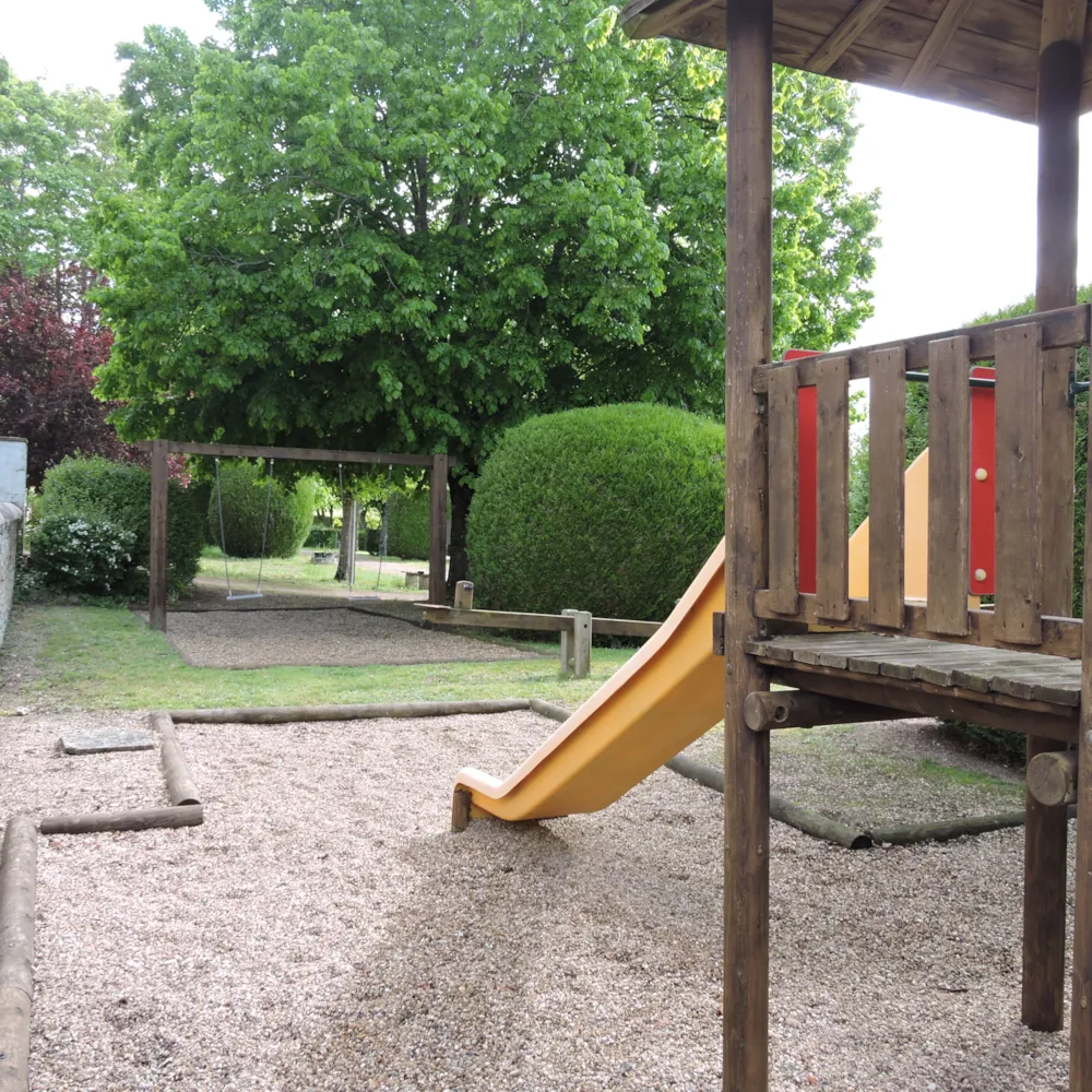 Camping Château de la Rolandière