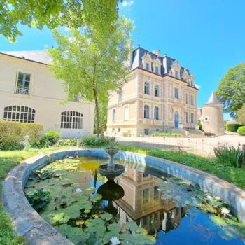 Camping Château de la Rolandière - image n°2 - Camping Direct
