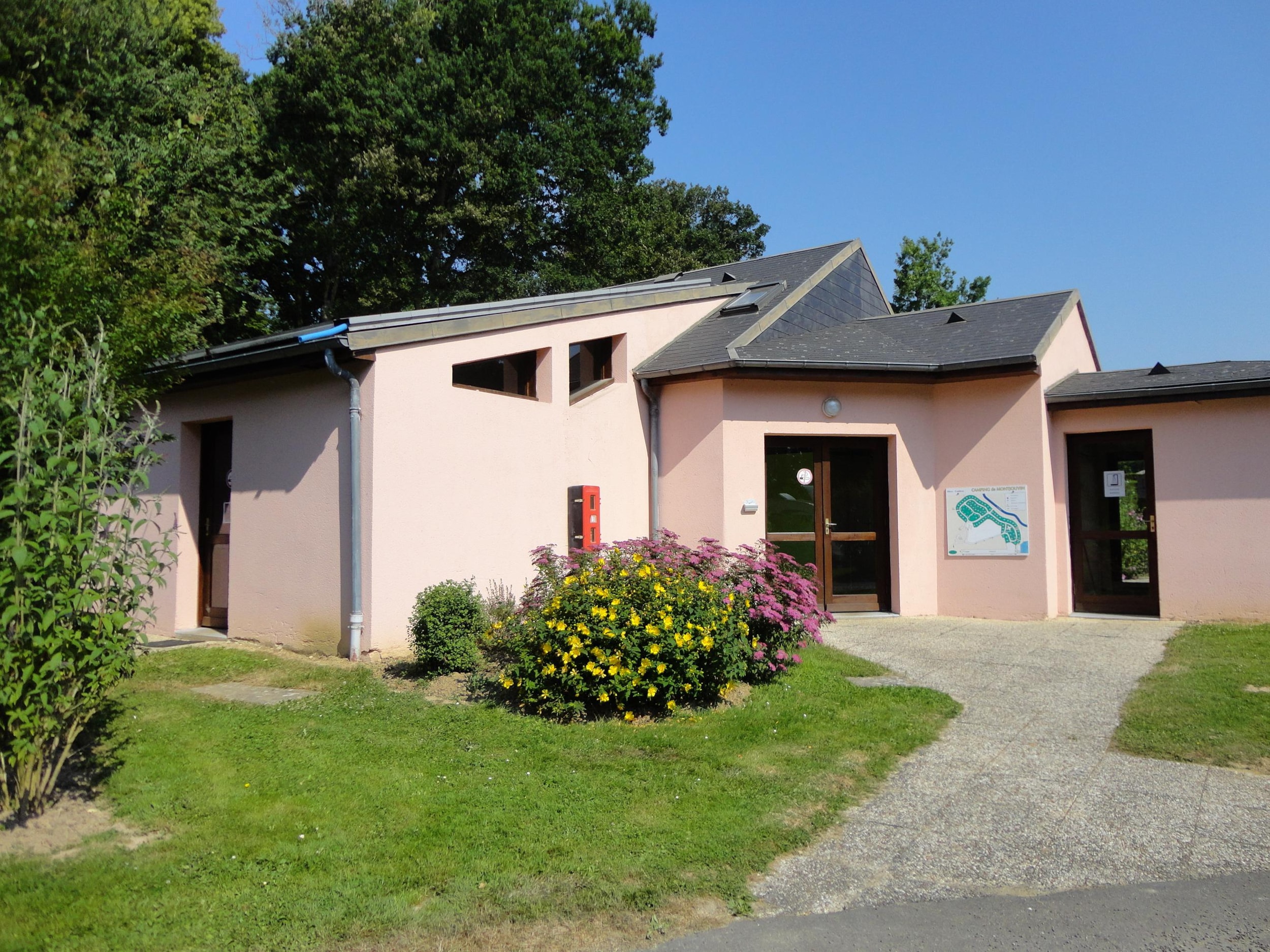 Camping Le Bois Fleuri — Photo 9