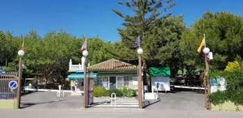 Camping El Pino - Ucamping