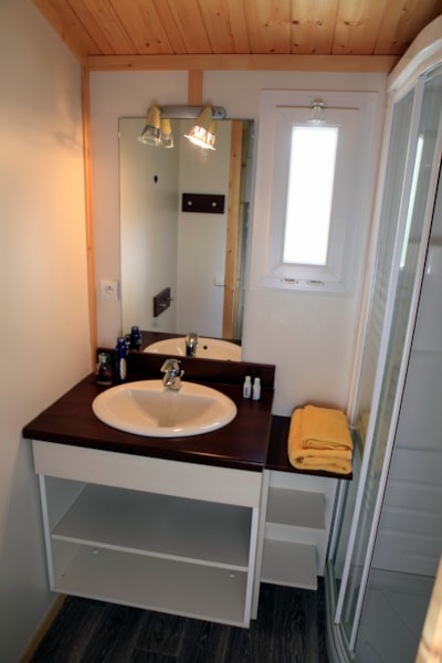 2-Bedroom Cottage — 8