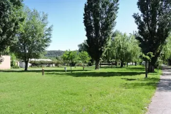 Stellplatz - Stellplatz Classic| ≥100M2| Strom ≥ 10A - Camping Tohapi - Le Phare d'Opale