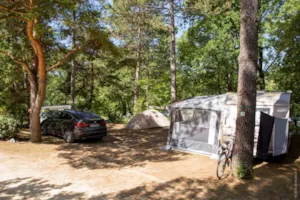 Emplacement - Emplacement NATURE XL - Plus de 200m² (avec électricité) - Domaine la Garenne