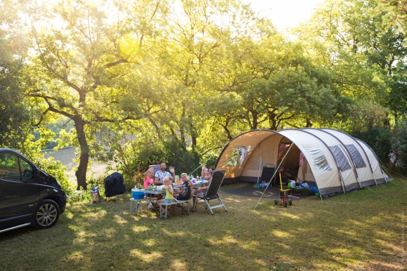 Stellplätze NATURE - Mehr als 150m² (mit Strom)